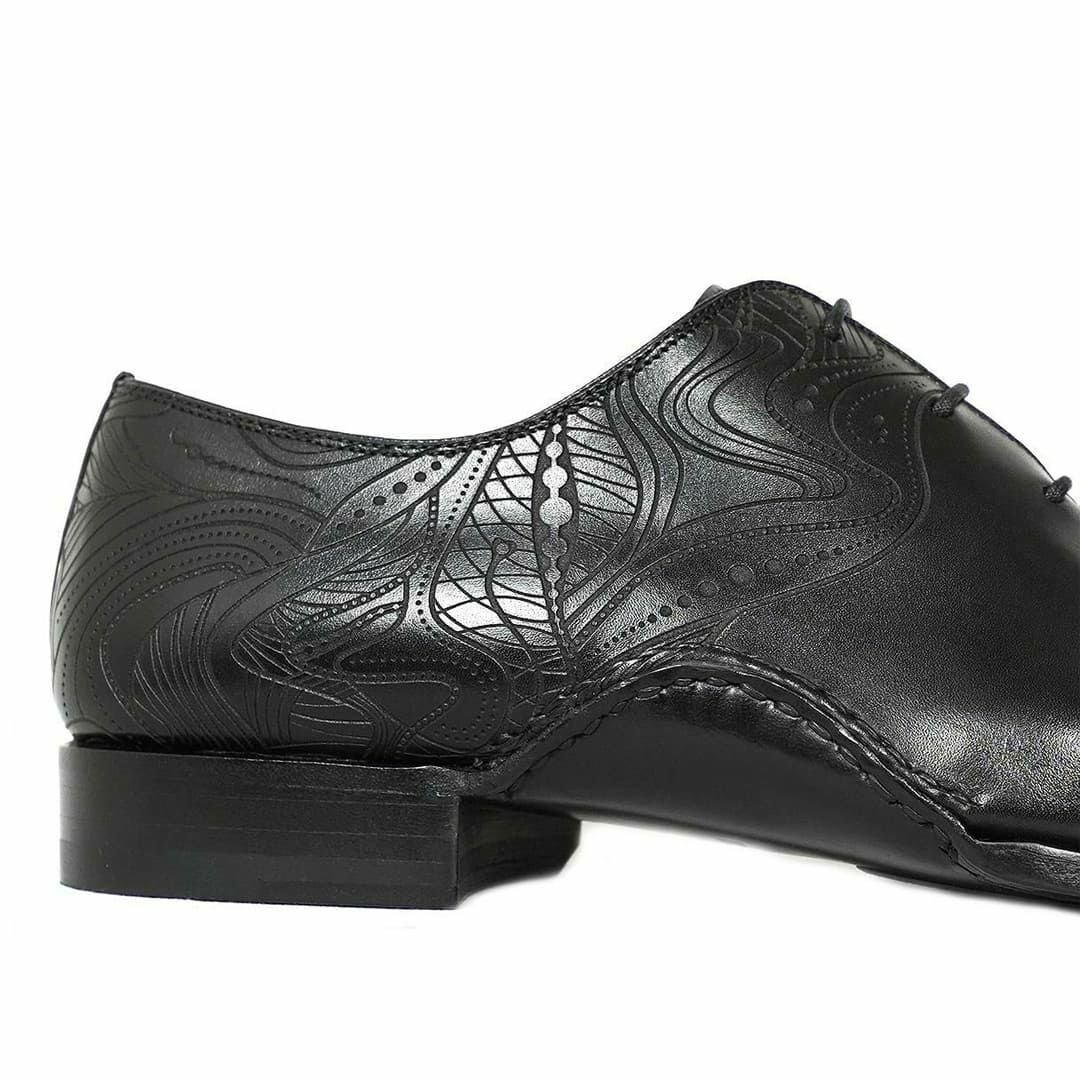 マグナーニ / MAGNANNI ホールカット レーザーアート スペイン製25702